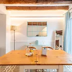 32 1 Habitación *